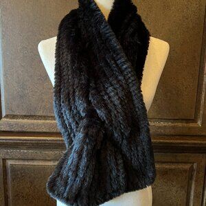 Chico's Black Faux Fur Pull-Through Scarf - Look Red Carpet Ready